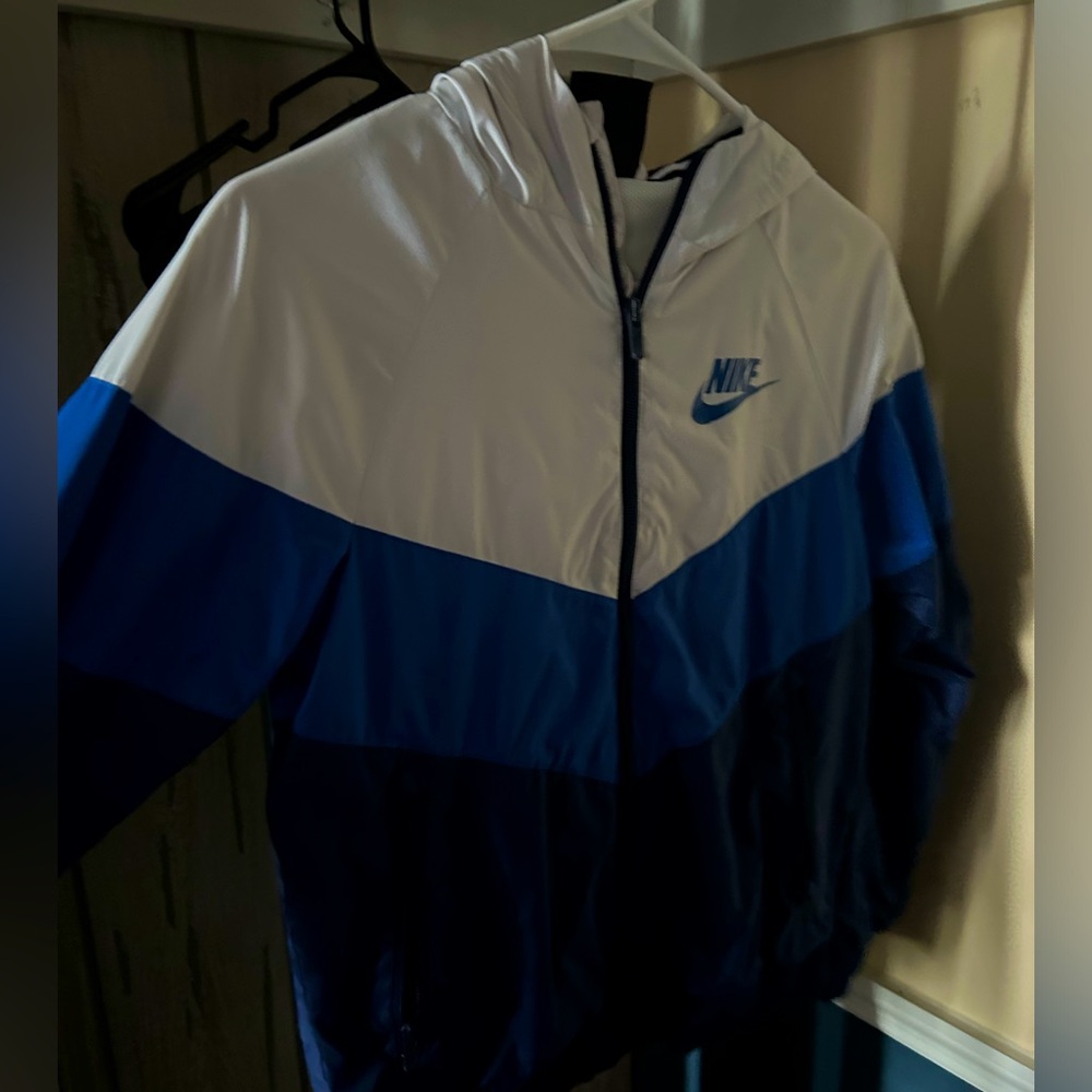 Nike windbreaker